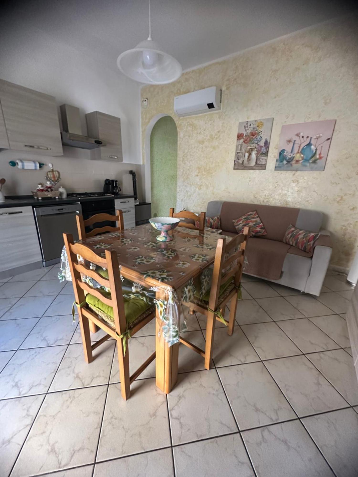 La Casa Di Nonna Ottorina Appartement Venturina Terme Buitenkant foto